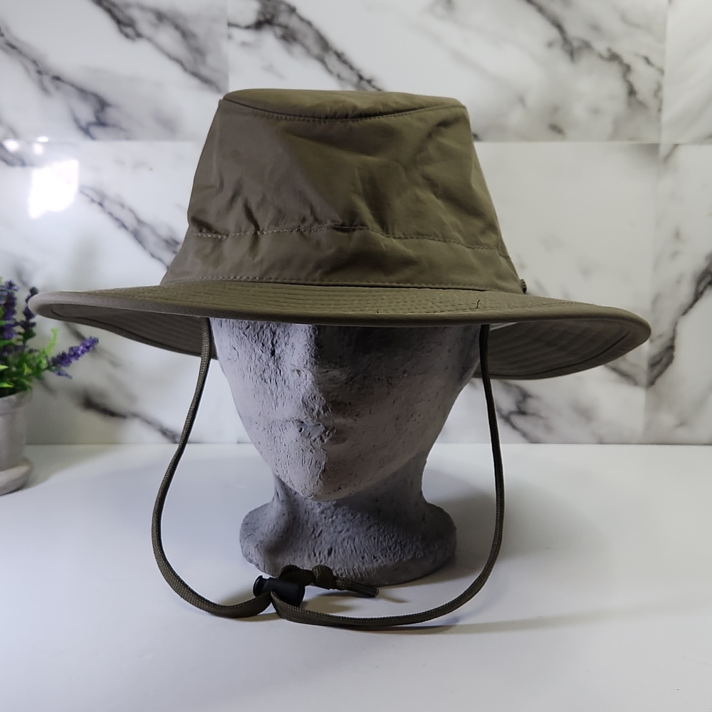 Tilley Hat. Men's Outdoor Wide Brim Sun Hat - Olive - Picture 1 of 9